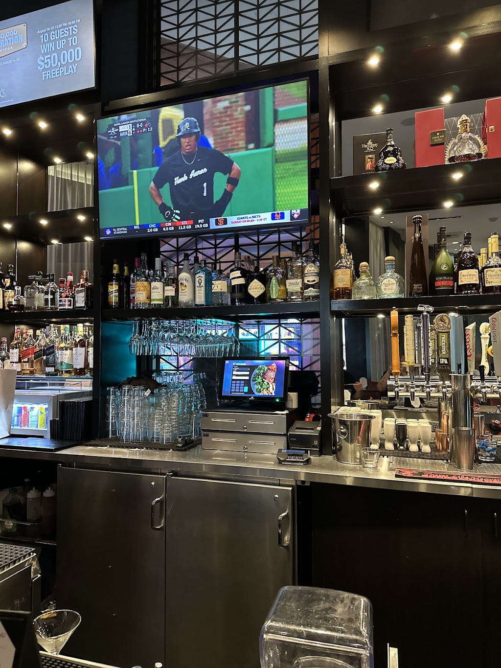 12 Moons | 37500 SE North Bend Way, Snoqualmie, WA 98065, USA | Phone: (425) 888-1234