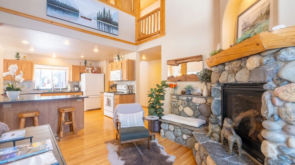 Tahoe Signature Properties | 12315 Deerfield Dr #7, Truckee, CA 96161, USA | Phone: (530) 562-4242