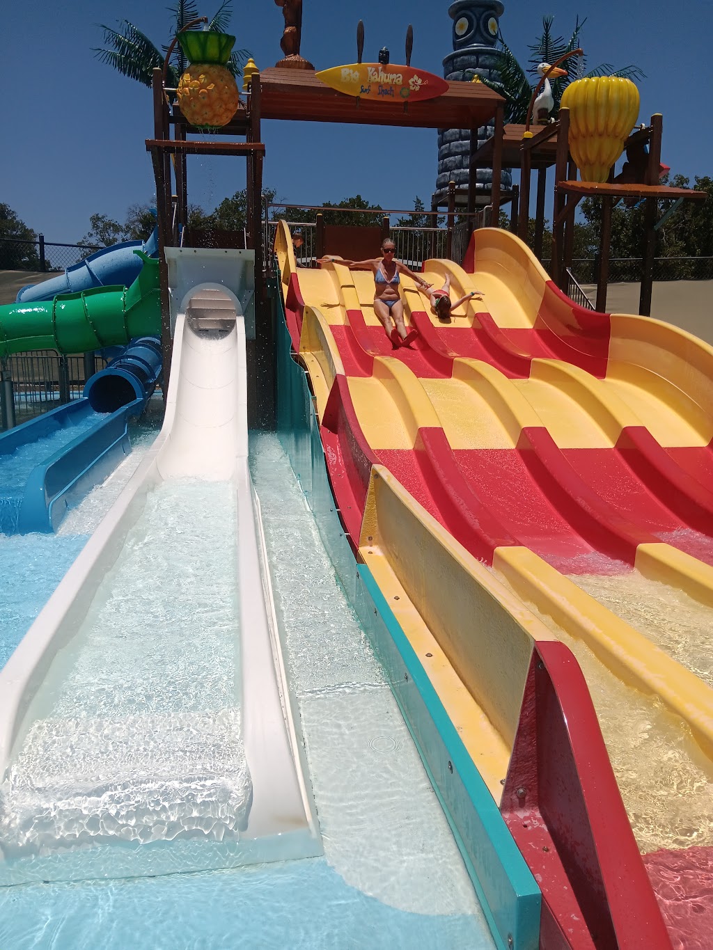 Whatz-Up Water Park | 700 E Cedar Creek Pkwy, Seven Points, TX 75143, USA | Phone: (903) 432-9955