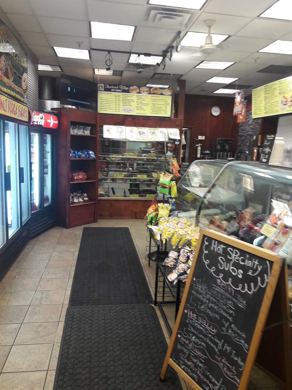 Chestnut Ridge Hot Bagels | Photo 2 of 10 | Address: 6 Red Schoolhouse Rd, Spring Valley, NY 10977, USA | Phone: (845) 573-9000
