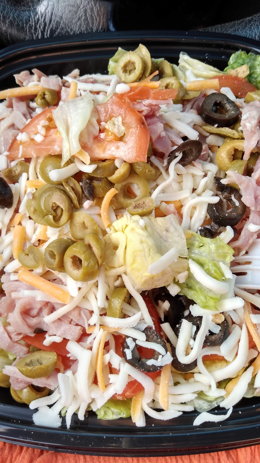 Hungry Howies Pizza | 9135 Highland Rd, White Lake Charter Township, MI 48383, USA | Phone: (248) 698-1940