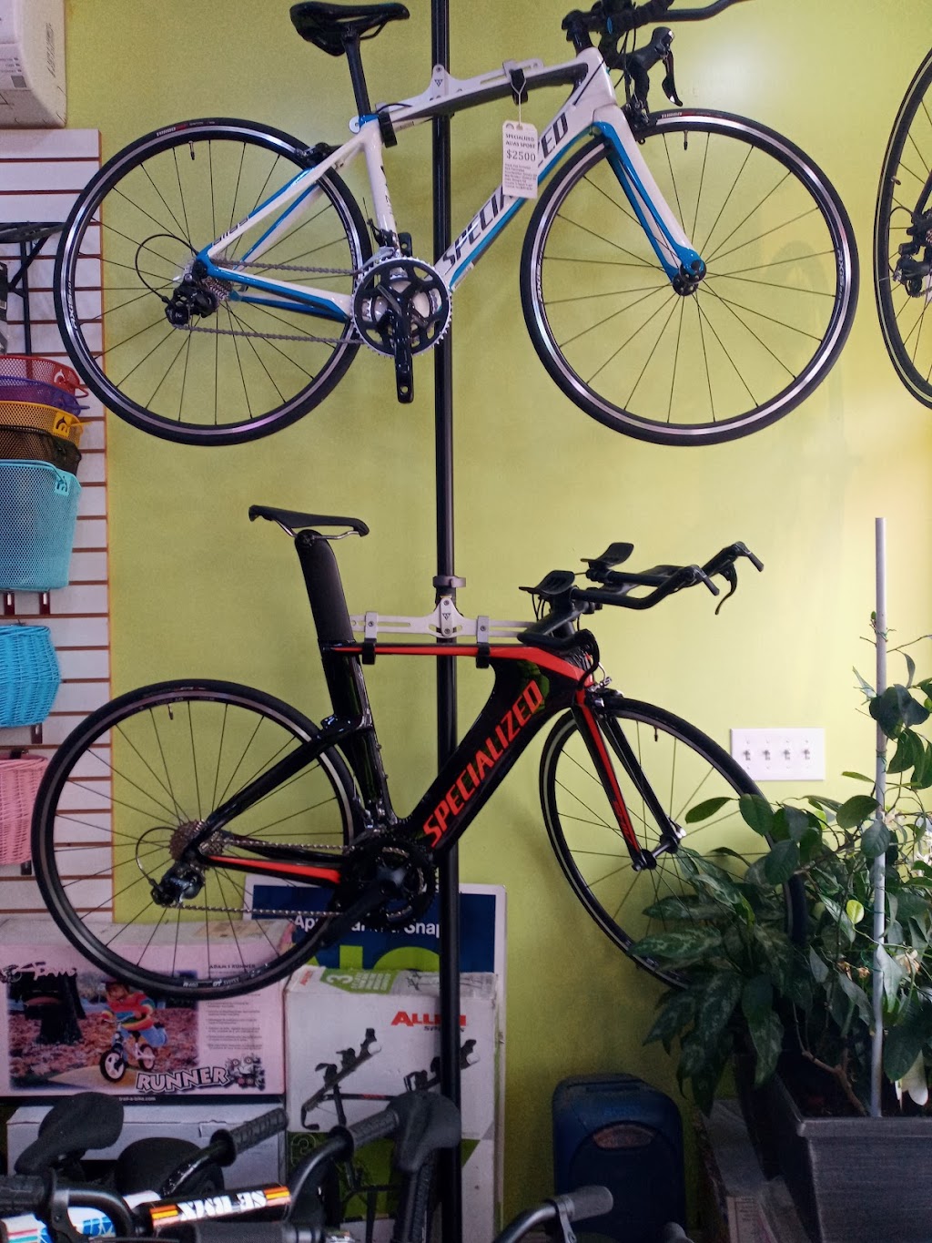 NYC Bicycle Shop | 1178 Bay St, Staten Island, NY 10305, USA | Phone: (718) 569-0333