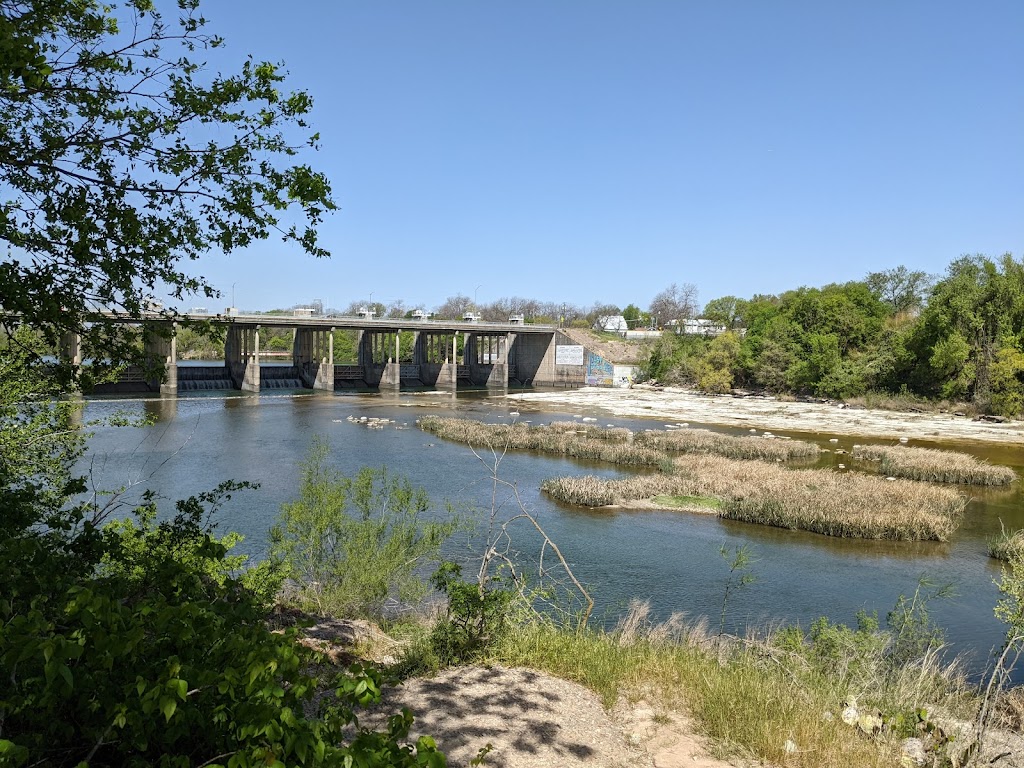 Roy G. Guerrero Colorado River Metro Park | 400 Grove Blvd, Austin, TX 78741, USA | Phone: (512) 974-6700