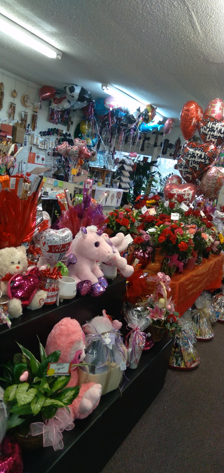 Bayouside Florist & Gifts | 5228 LA-56, Chauvin, LA 70344, USA | Phone: (985) 594-6704