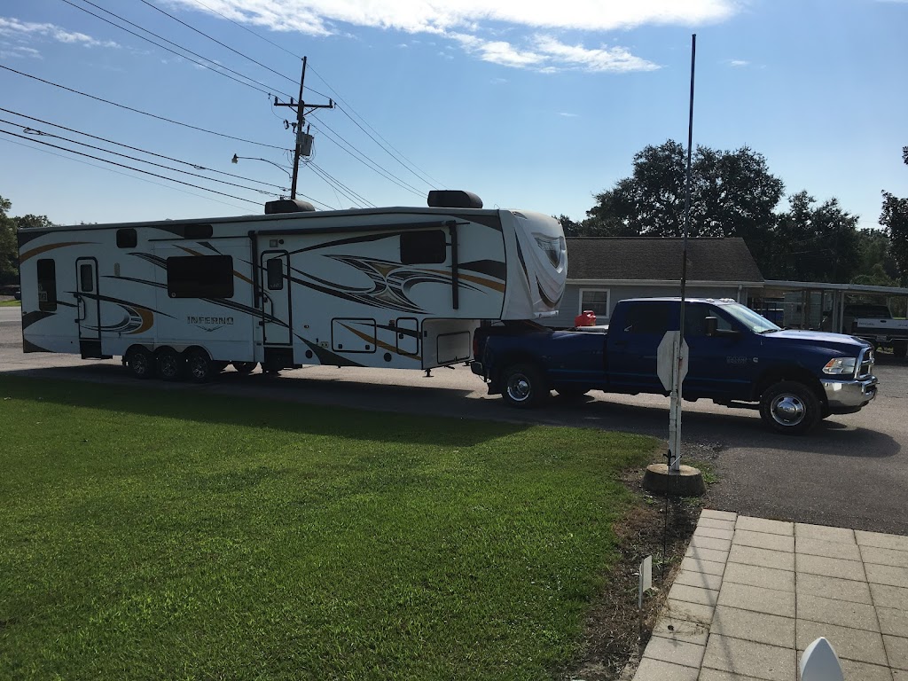 LaPlace Trailer & RV Park LLC | 1042 E Airline Hwy, Laplace, LA 70068 | Phone: (985) 652-9086