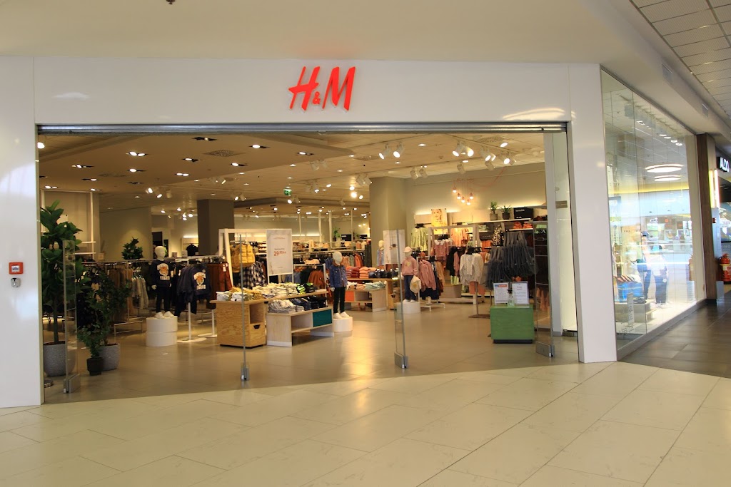 H&M | 251 Stonewood Street #L01, Downey, CA 90241, USA | Phone: (855) 466-7467