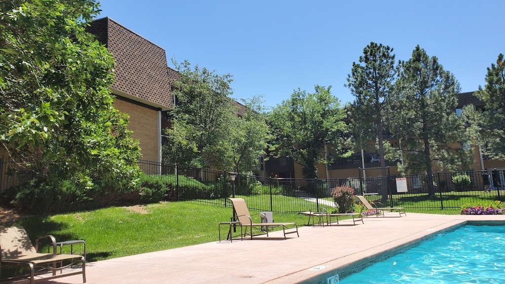 Prescott Apartments | 3150 S Tamarac Dr, Denver, CO 80231, USA | Phone: (303) 696-1264