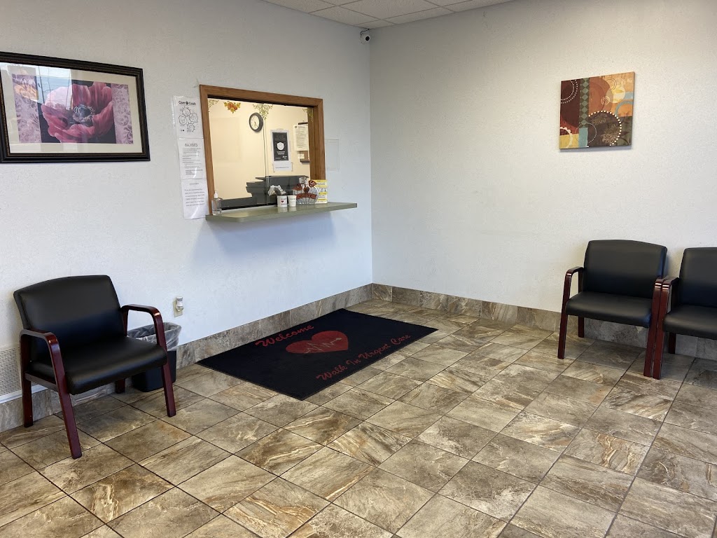 Walk In Urgent Care | 1107 S Main St #300, Bowling Green, OH 43402, USA | Phone: (419) 806-4222