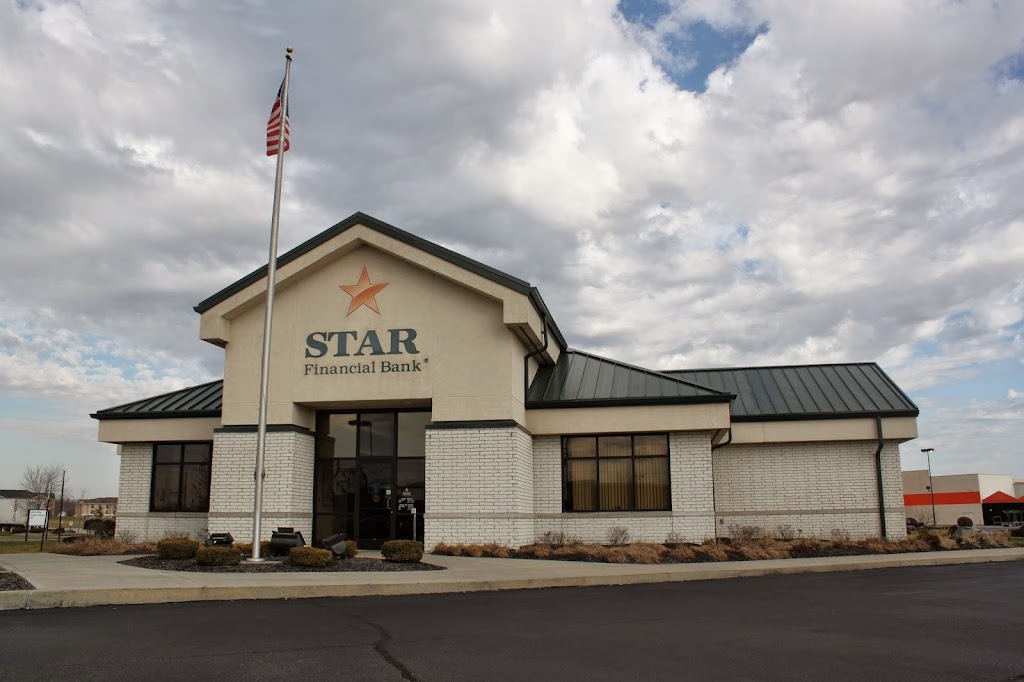 STAR Financial Bank | 230 E New Rd, Greenfield, IN 46140, USA | Phone: (317) 467-7600