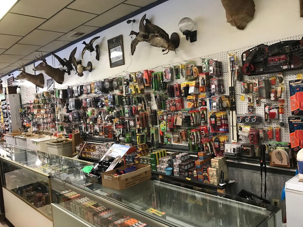 Marks Live Bait-Tackle and Ammo | 7231 OH-14, Ravenna, OH 44266, USA | Phone: (330) 296-3474