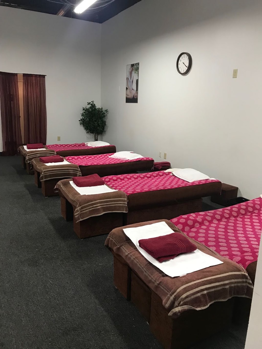 Marbach Foot Spa | 1503 SW Loop 410 Suite 105, San Antonio, TX 78227, USA | Phone: (210) 675-8888