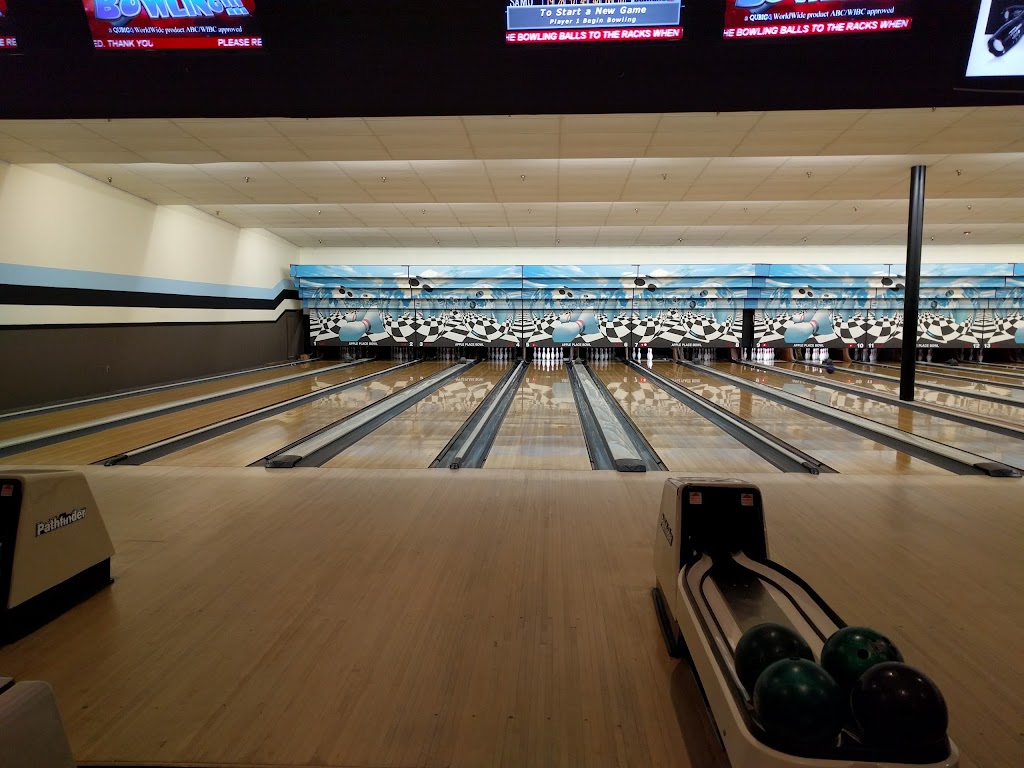 Apple Place Bowl | 14917 Garrett Ave, Apple Valley, MN 55124, USA | Phone: (952) 432-1515