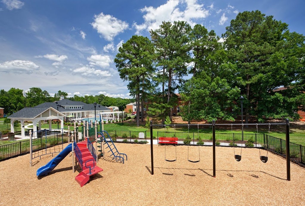 Abbington West End Apartments | 4401 Sprenkle Ln, Henrico, VA 23228 | Phone: (833) 801-8179