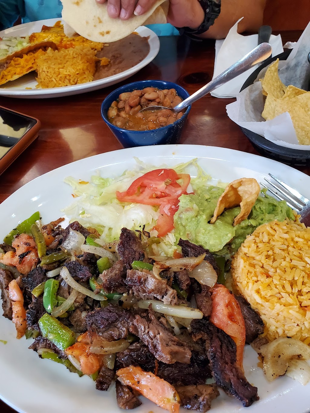 Taqueria Vallarta # 1 | 829 S General McMullen Dr, San Antonio, TX 78237, USA | Phone: (210) 432-8832