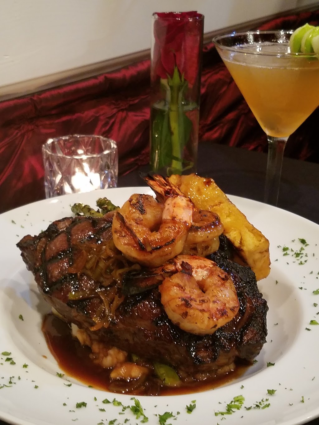 Vs Steakhouse | 2101 E Cedar Creek Pkwy, Seven Points, TX 75143, USA | Phone: (903) 802-6341