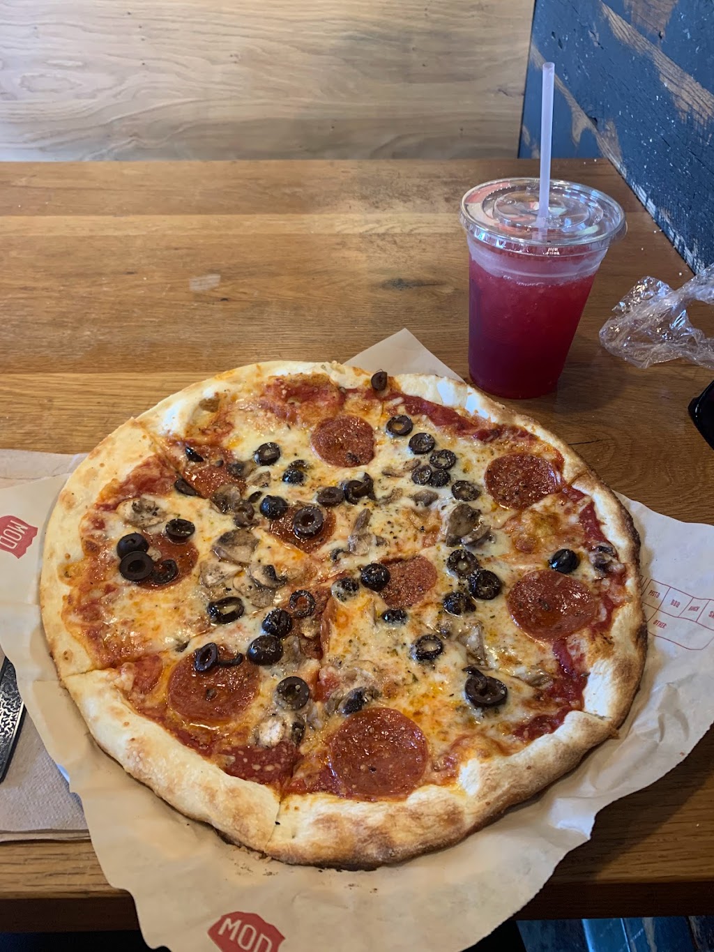 MOD Pizza | 19075 I-45 Suite 400, Shenandoah, TX 77385, USA | Phone: (281) 503-1560