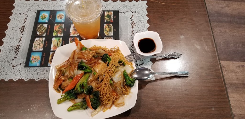 Phở Crystal Noodle House | 3037 S Bristol St, Santa Ana, CA 92704, USA | Phone: (714) 668-1312