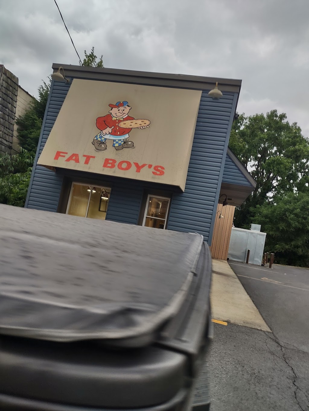 Fat Boys Pizza | 3274 S Cleveland Massillon Rd, Norton, OH 44203, USA | Phone: (330) 825-0744