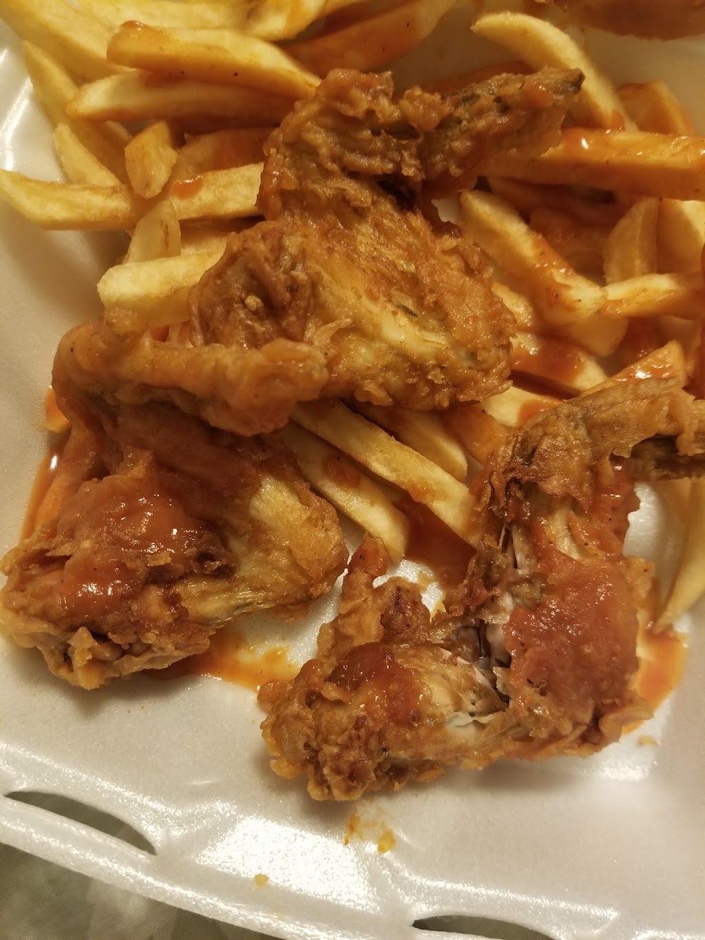 Kims Wings | 22382 Lakeshore Blvd, Euclid, OH 44123, USA | Phone: (216) 731-3202