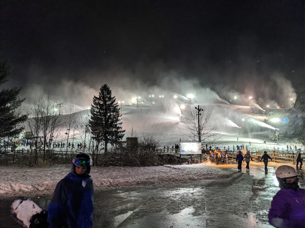 Brandywine Ski Area | 1146 W Highland Rd, Northfield, OH 44067, USA | Phone: (800) 875-4241
