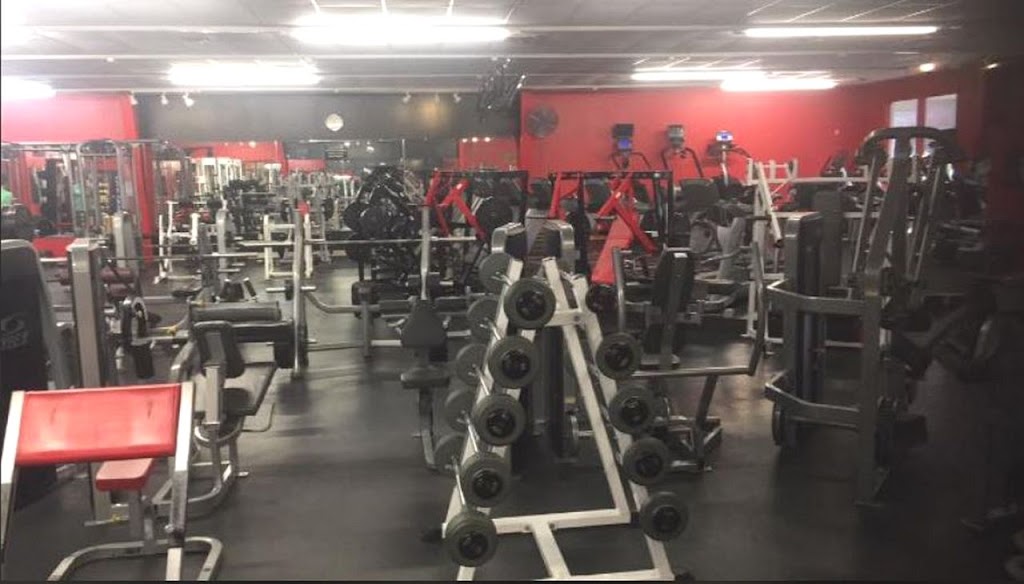 Complete Fitness House Springs | 4567 Hunter Ln, House Springs, MO 63051, USA | Phone: (636) 375-3777