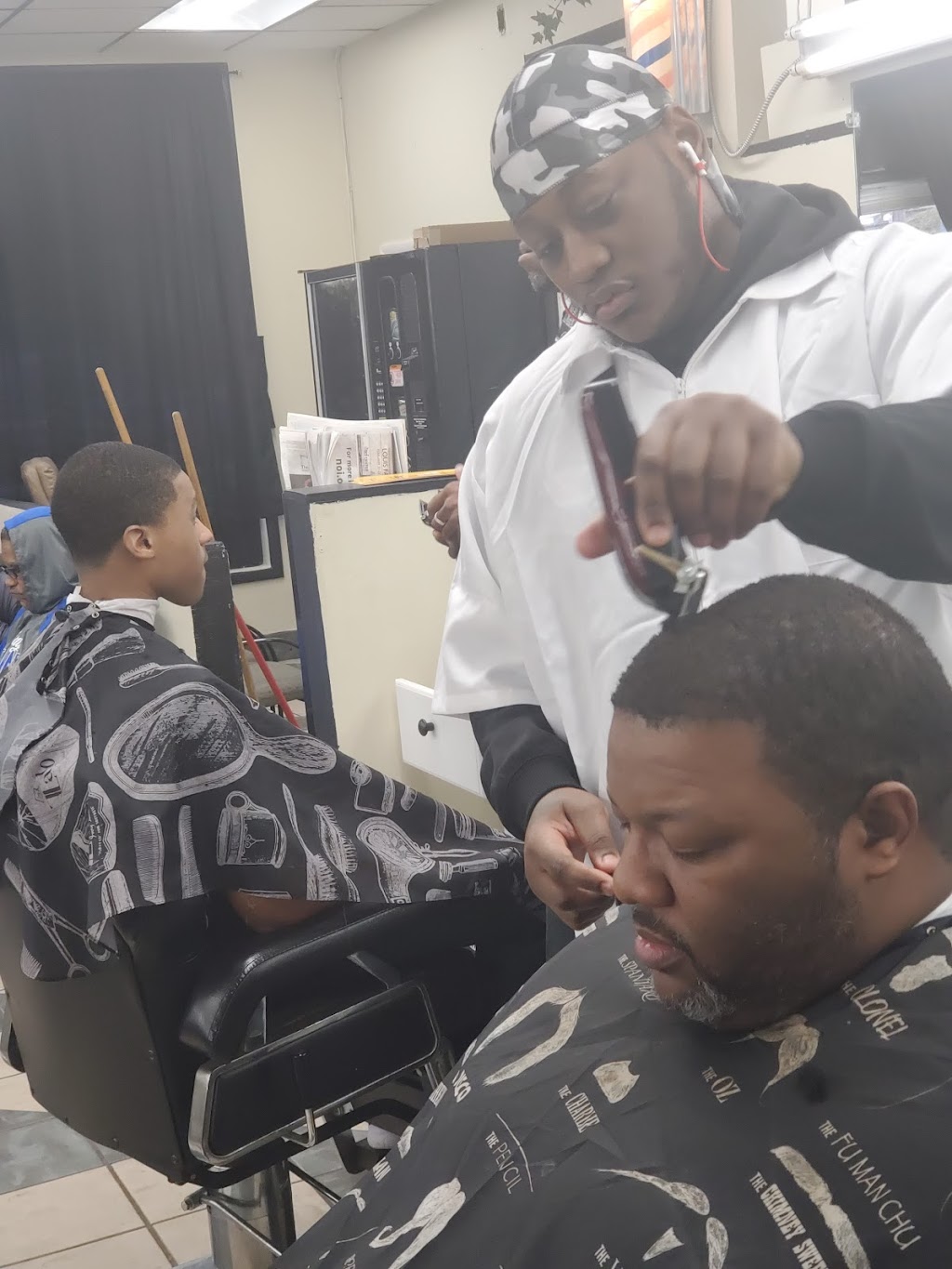 Real Lyfe Images Barber Studio | 1241 Broadway, Albany, NY 12204, USA | Phone: (518) 210-9700