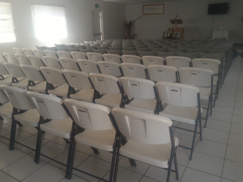 Salon del Reino de los Testigos de Jehová | Benito Juarez S/N, Valle de las Palmas, 21500 Tecate, B.C., Mexico | Phone: 665 521 7260