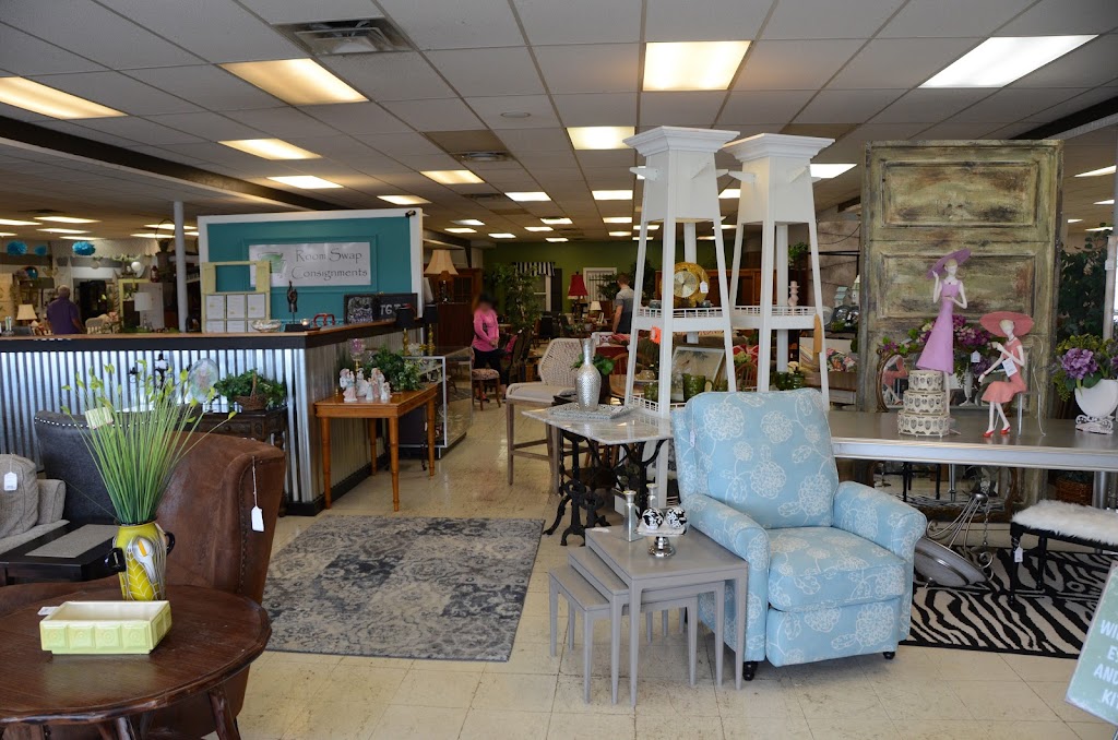 Room Swap Consignments | 1023 E Main St, Plainfield, IN 46168, USA | Phone: (317) 406-3065