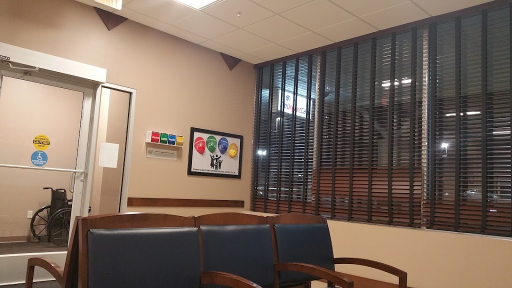 Albany Med EmUrgentCare | 329 Glenmont Rd, Glenmont, NY 12077, USA | Phone: (518) 264-9000