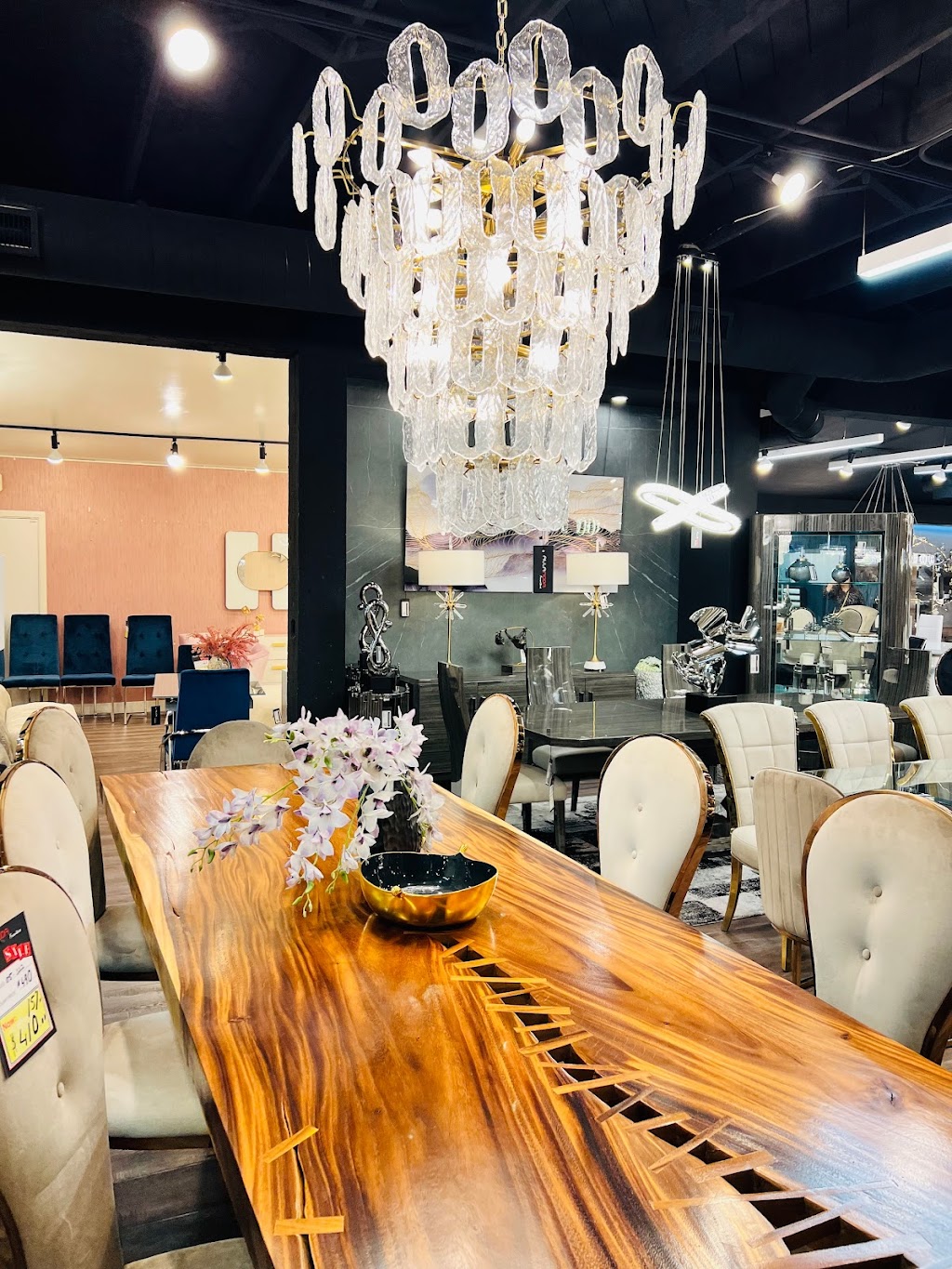 Allamoda Furniture | 500 N La Brea Ave, Los Angeles, CA 90036 | Phone: (323) 591-0103