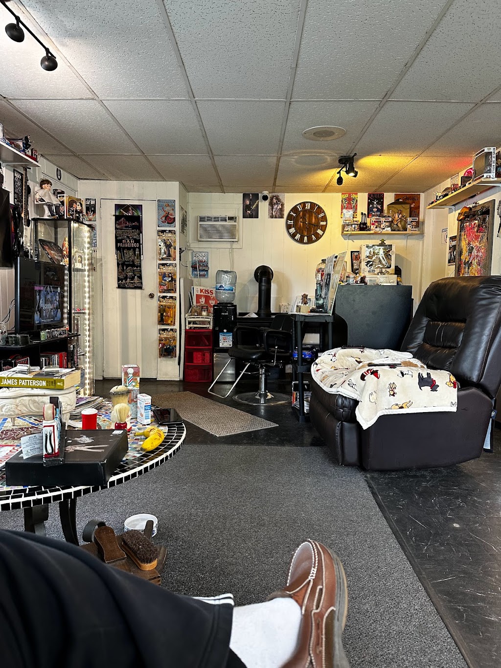 Matt Jrs Barber Shop | 1616 Glengary Rd, Commerce Charter Twp, MI 48390, USA | Phone: (248) 624-4331