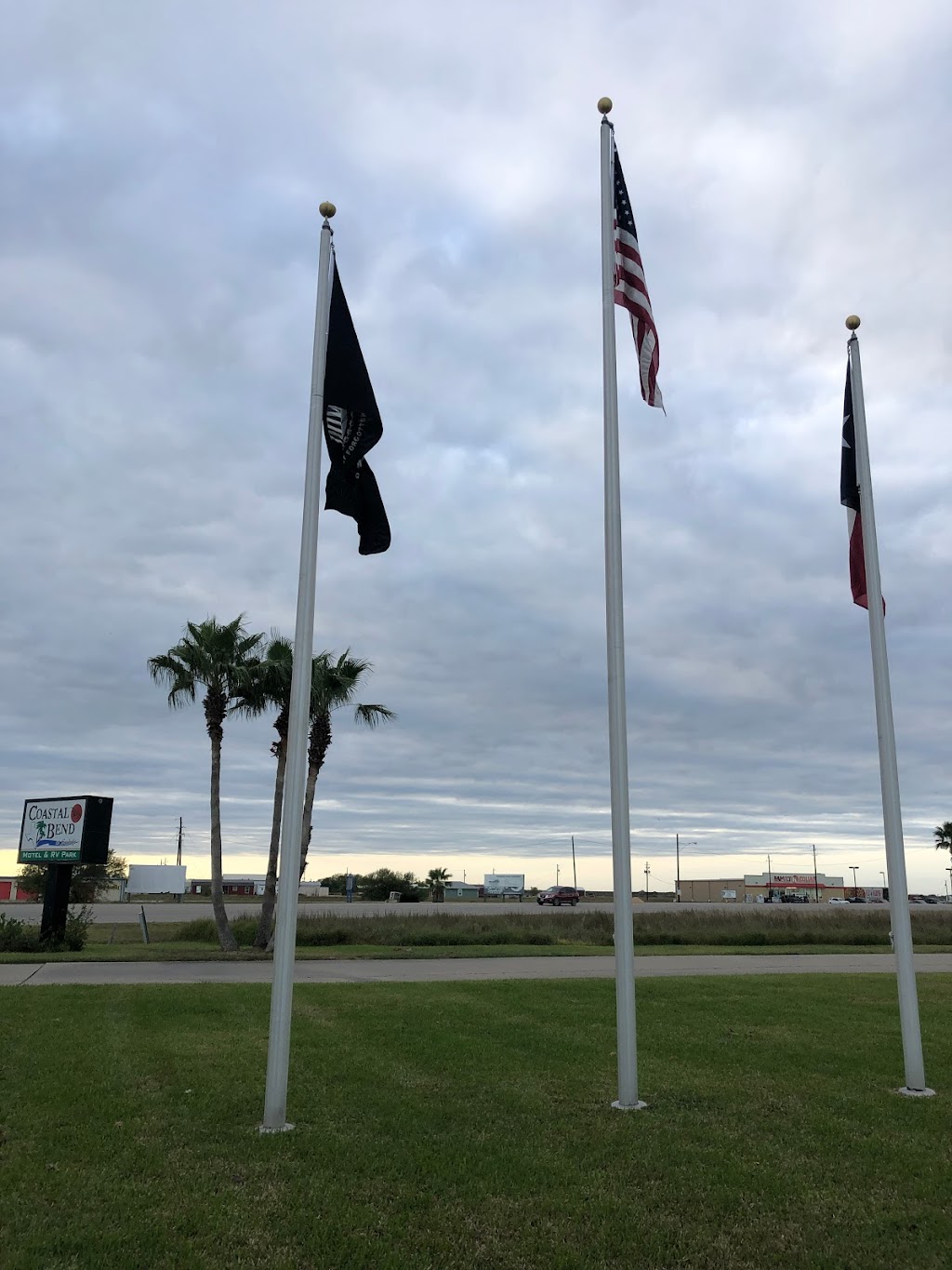 Coastal Bend at Seadrift, Motel & RV Park | 201 TX-185, Seadrift, TX 77983, USA | Phone: (361) 785-3322