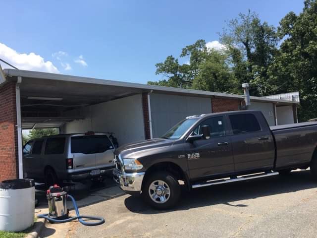 Super Car Wash | 4404 Old Walkertown Rd, Winston-Salem, NC 27105, USA | Phone: (336) 624-7655