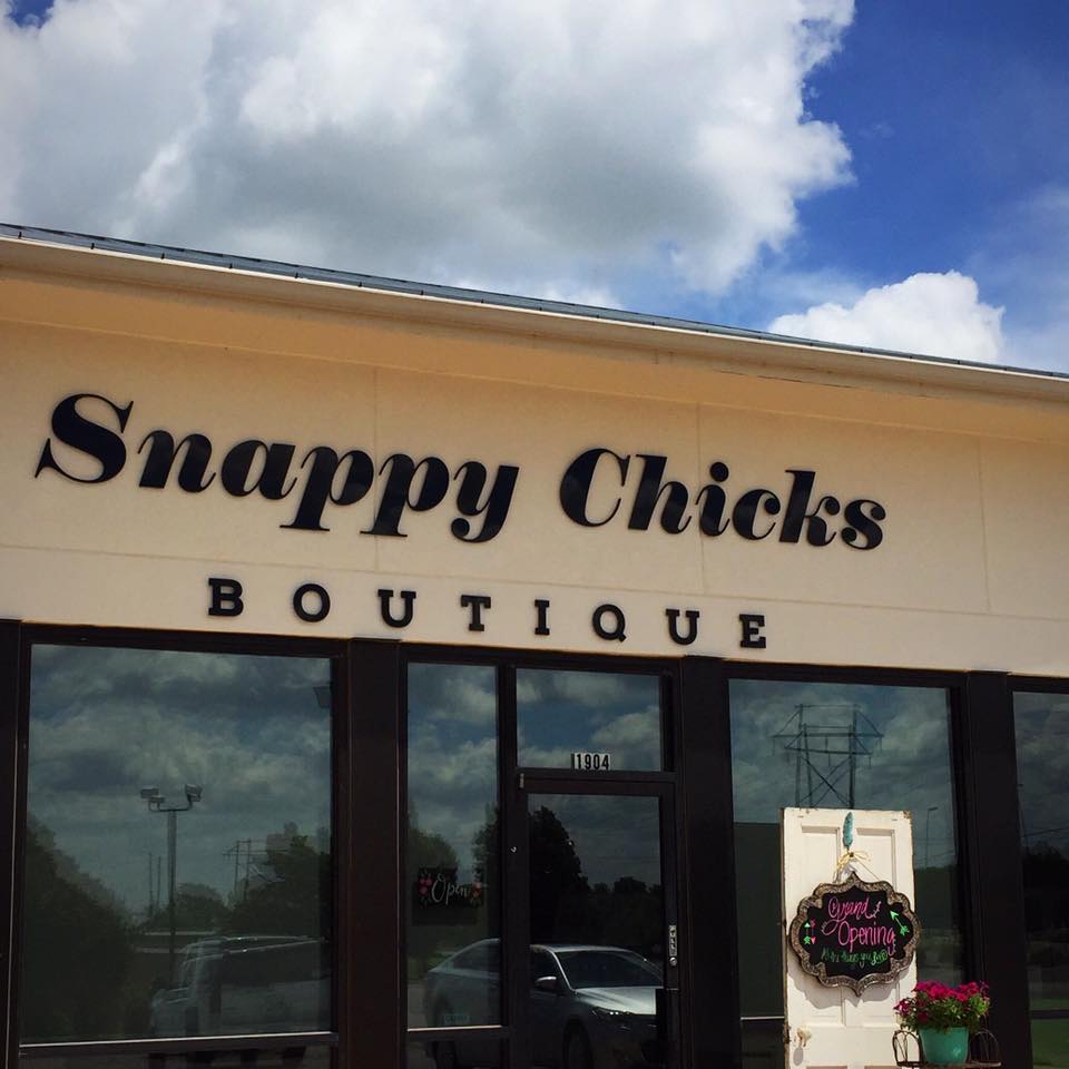 Snappy Chicks Boutique | 1904 Johnson Dr, Derby, KS 67037, USA | Phone: (316) 351-5414