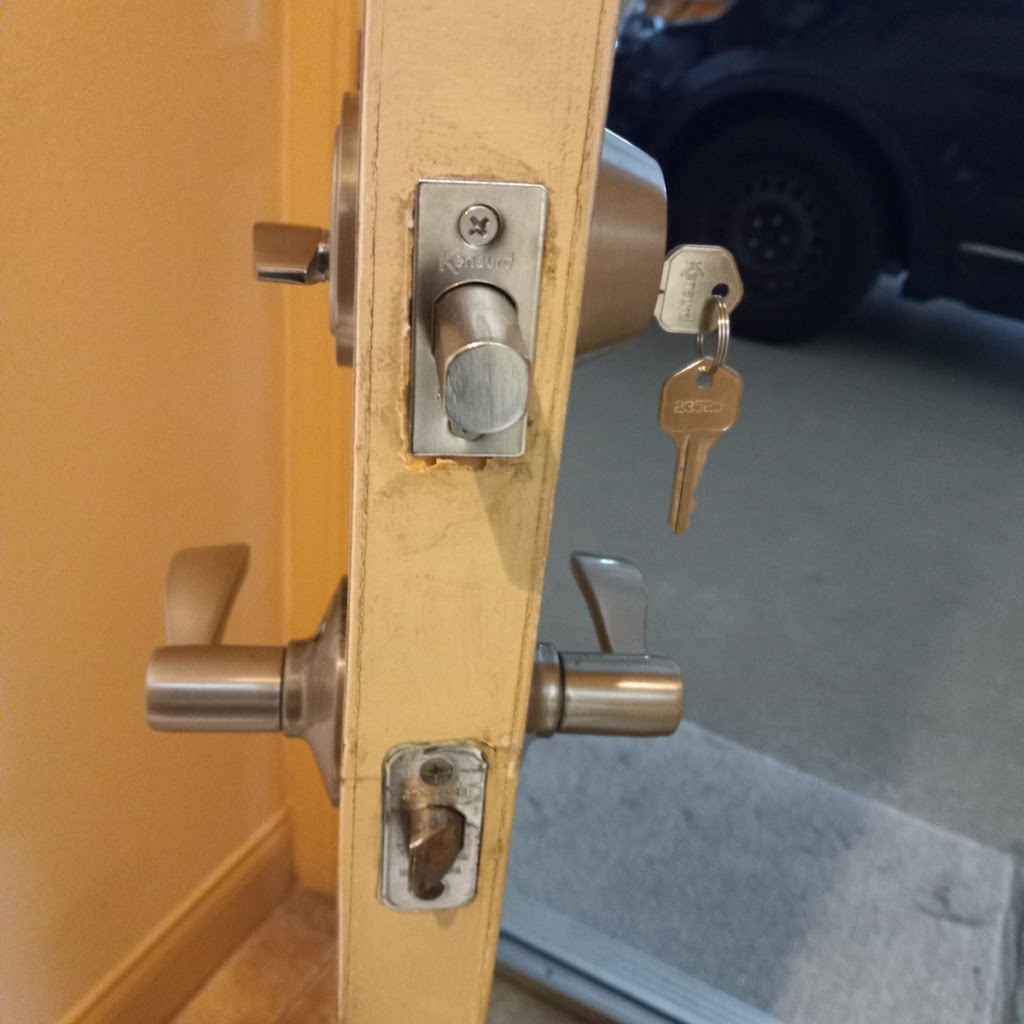 BREEZY LOCKSMITH | 214 Avant St STE A, Sarasota, FL 34232, USA | Phone: (941) 226-8576