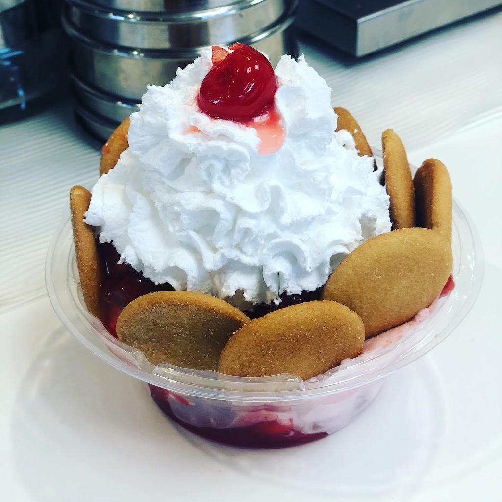 Scoops & More Eatery | 7012 Steubenville Pike, Oakdale, PA 15071, USA | Phone: (412) 249-8979