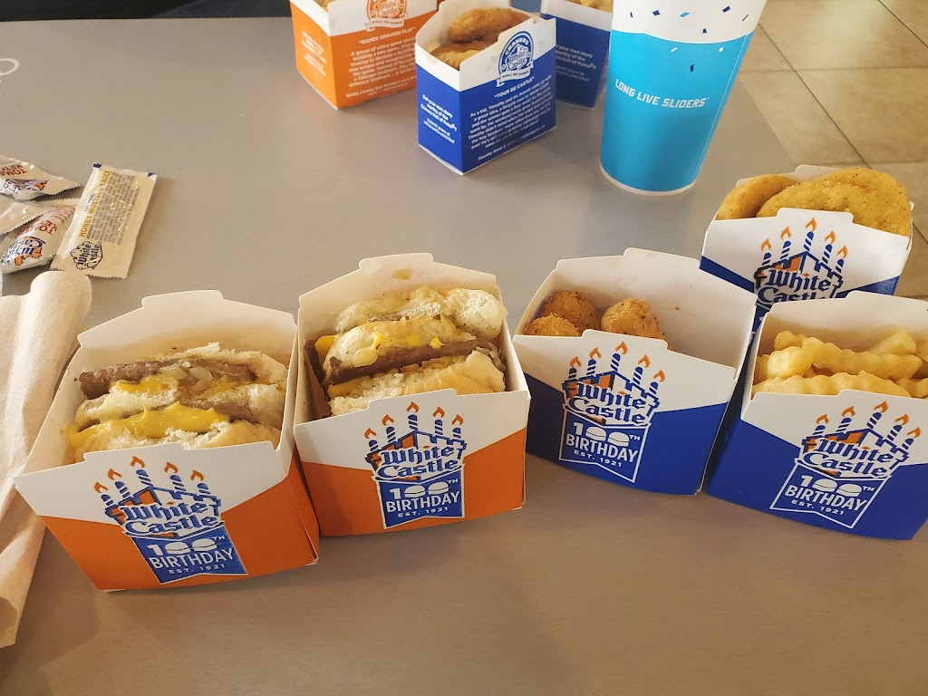 White Castle | 5231 Jennings Station Rd, Jennings, MO 63136, USA | Phone: (314) 385-3233