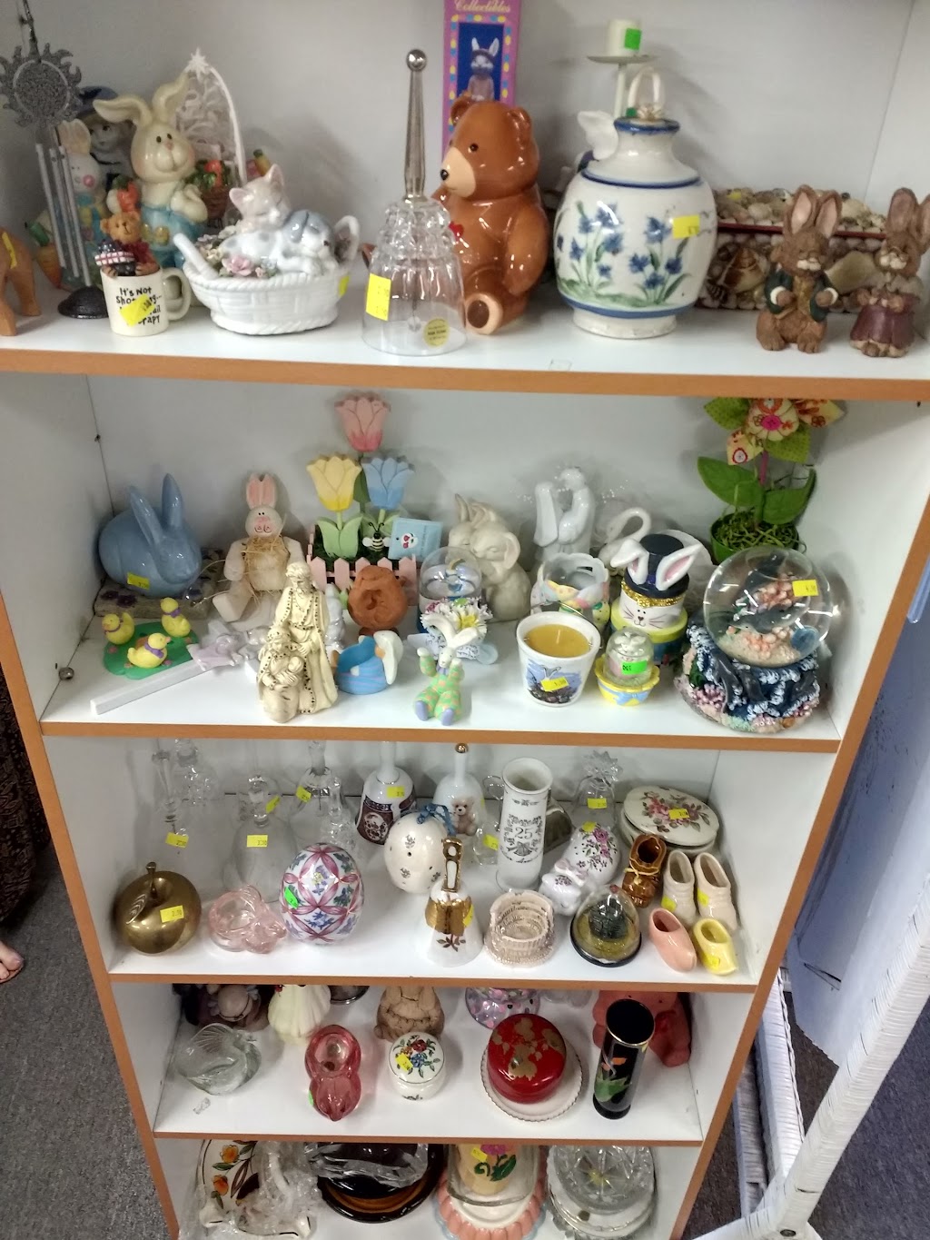 Snowline Hospice Thrift Store | 3300 Coach Ln, Cameron Park, CA 95682, USA | Phone: (530) 676-8708