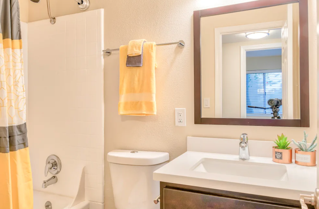 Greenpointe Apartment Homes | 1599 Warburton Ave, Santa Clara, CA 95050, USA | Phone: (408) 215-1827