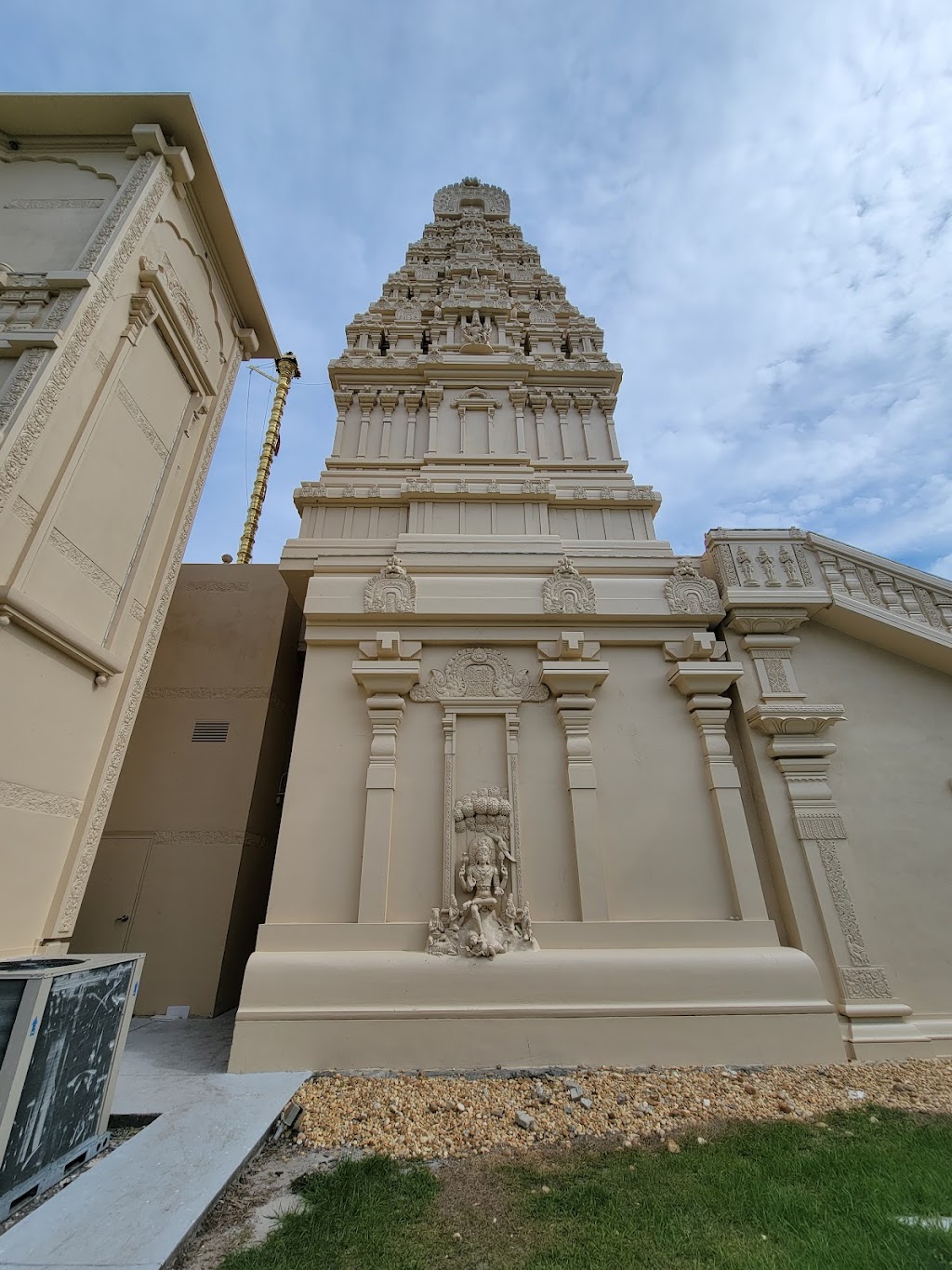 Hindu Temple of Florida | 5509 Lynn Rd, Tampa, FL 33624, USA | Phone: (813) 962-6890