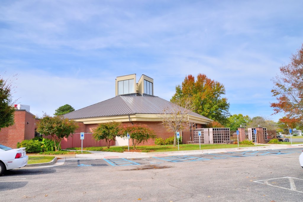 St Jerome Catholic Church | 116 Denbigh Blvd, Newport News, VA 23608, USA | Phone: (757) 877-5021