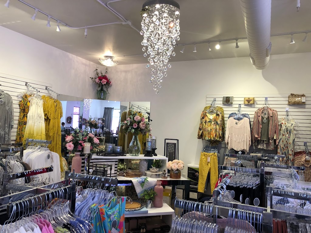 Ciao Bella Boutique And More | 305 E Main St, Waunakee, WI 53597, USA | Phone: (608) 849-2426