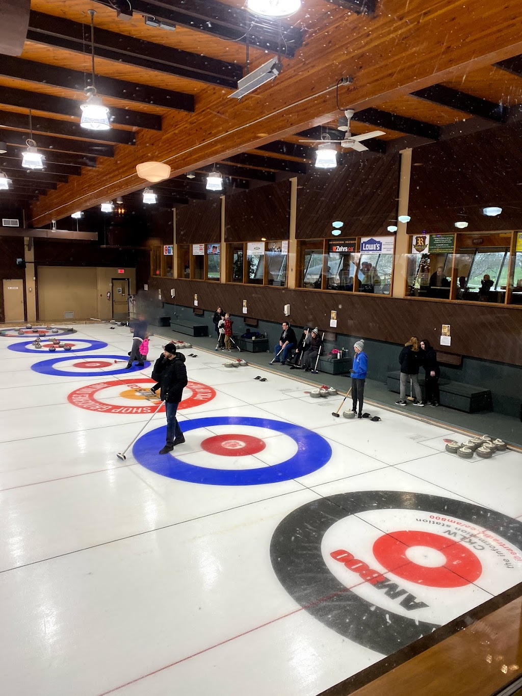 Roseland Golf and Curling Club | 455 Kennedy Dr W, Windsor, ON N9G 1S8, Canada | Phone: (519) 969-5112