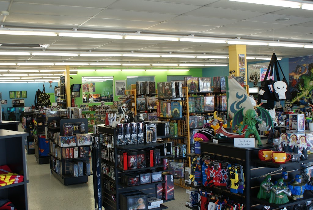 DZ Comics & Gaming | 625 N Moore Ave, Moore, OK 73160, USA | Phone: (405) 735-3994