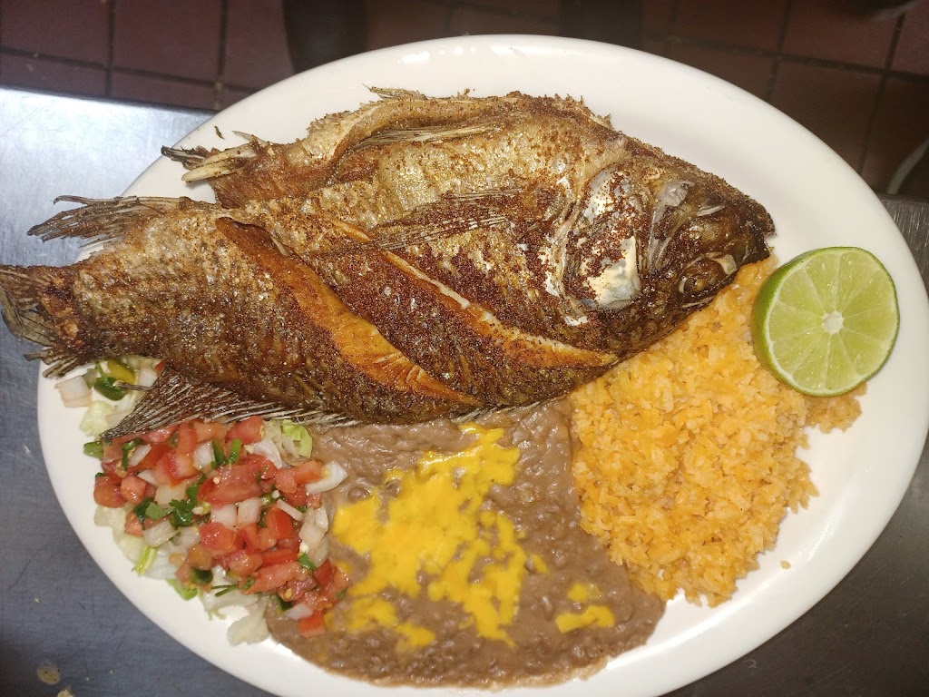 Restaurante La toska Tex Mex | 130 S Clark Rd, Cedar Hill, TX 75104, USA | Phone: (972) 637-3849