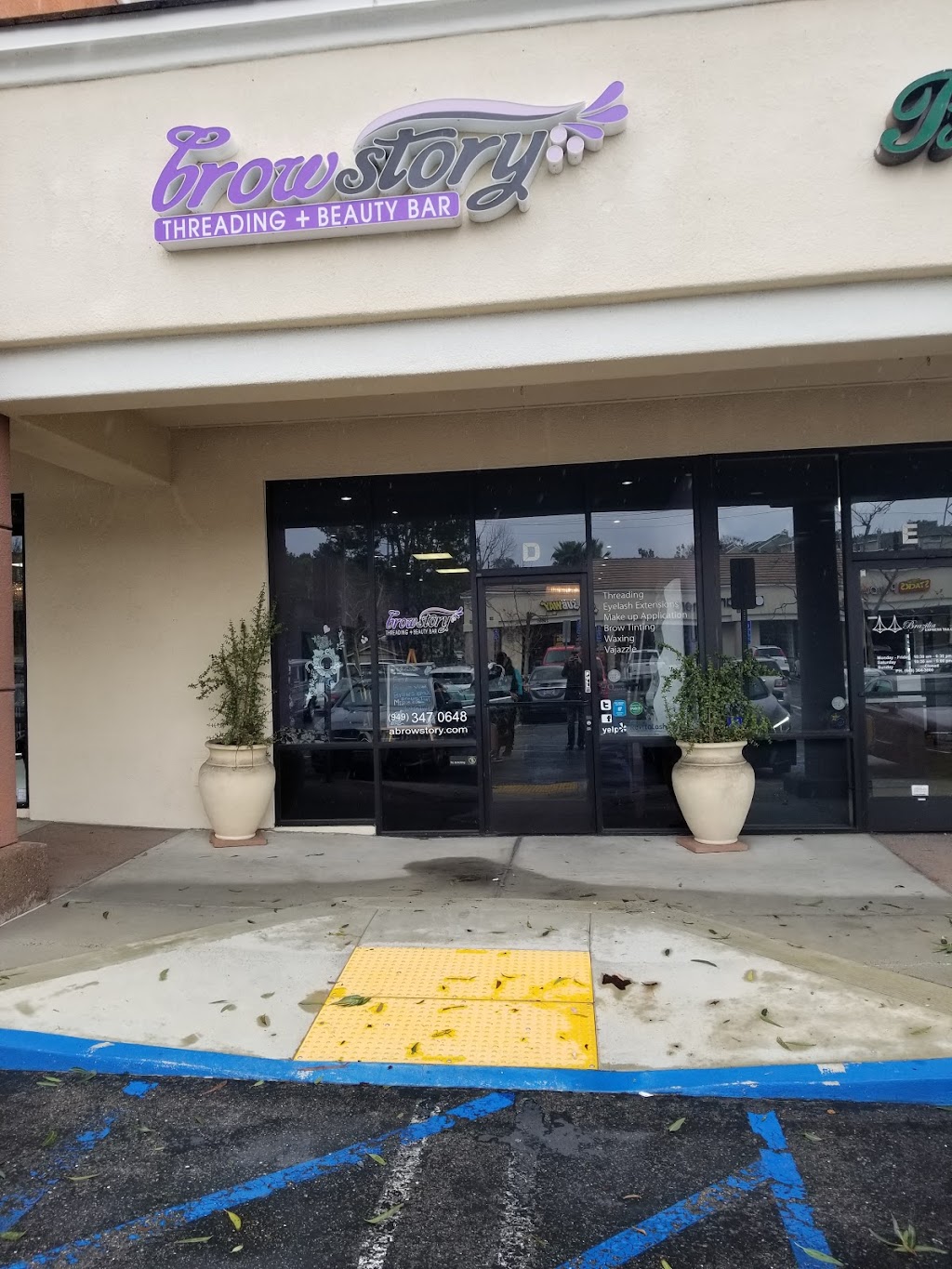 Muskan Threading, Mission Viejo, California | 27660 Marguerite Pkwy, Mission Viejo, CA 92692, USA | Phone: (949) 347-0648