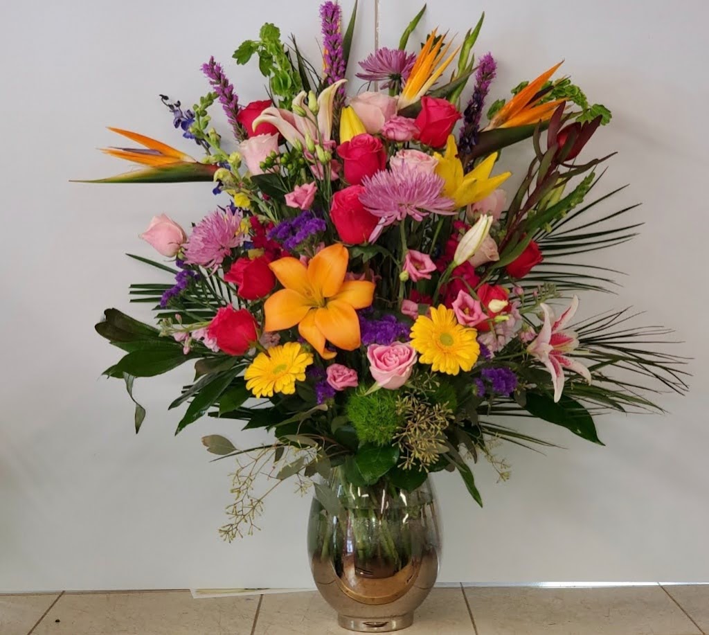 Southfield Flowers | 25815 W 10 Mile Rd, Southfield, MI 48033, USA | Phone: (248) 356-9292