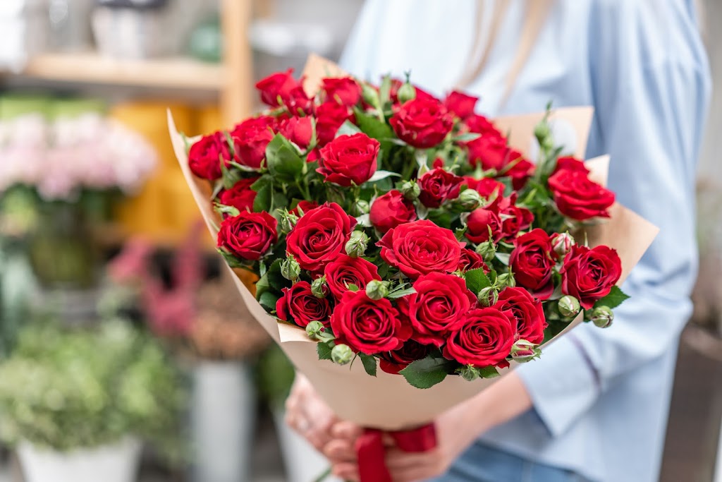 Flower Delivery San Antonio Heights | 2402 N Euclid Ave, San Antonio Heights, CA 91784, USA | Phone: (909) 295-3893