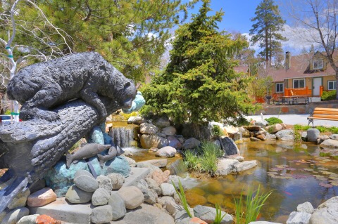 Bear Creek Resort | 40210 Big Bear Blvd, Big Bear Lake, CA 92315, USA | Phone: (877) 428-9335