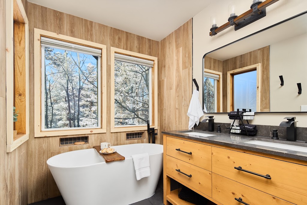 The Cabin at Cedar Mountain | 3762 Cedar Mountain Rd, Divide, CO 80814, USA | Phone: (719) 494-9144